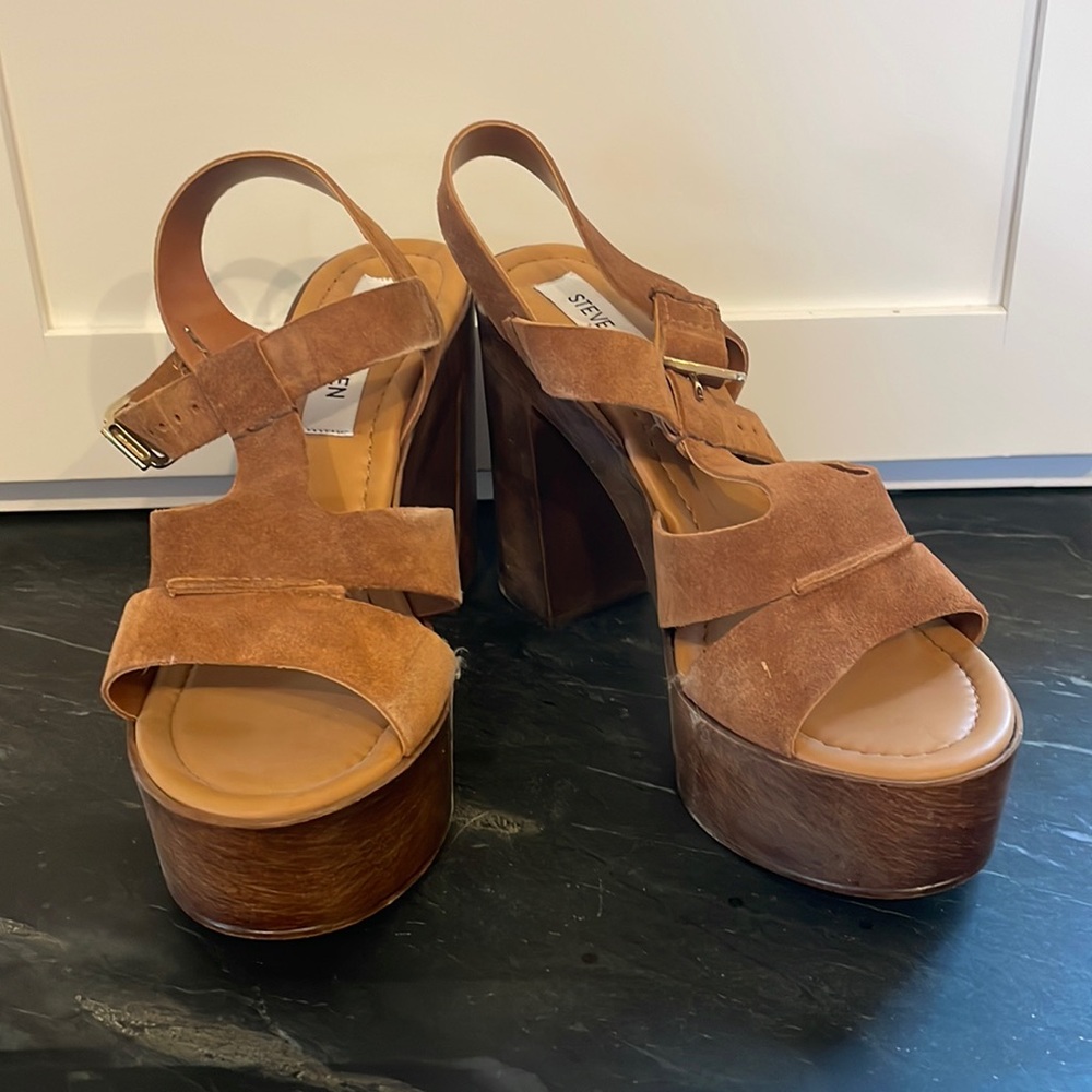 Suede Steve Madden Heels / Sandals